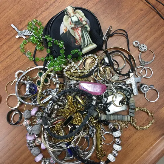 Assorted Jewellery